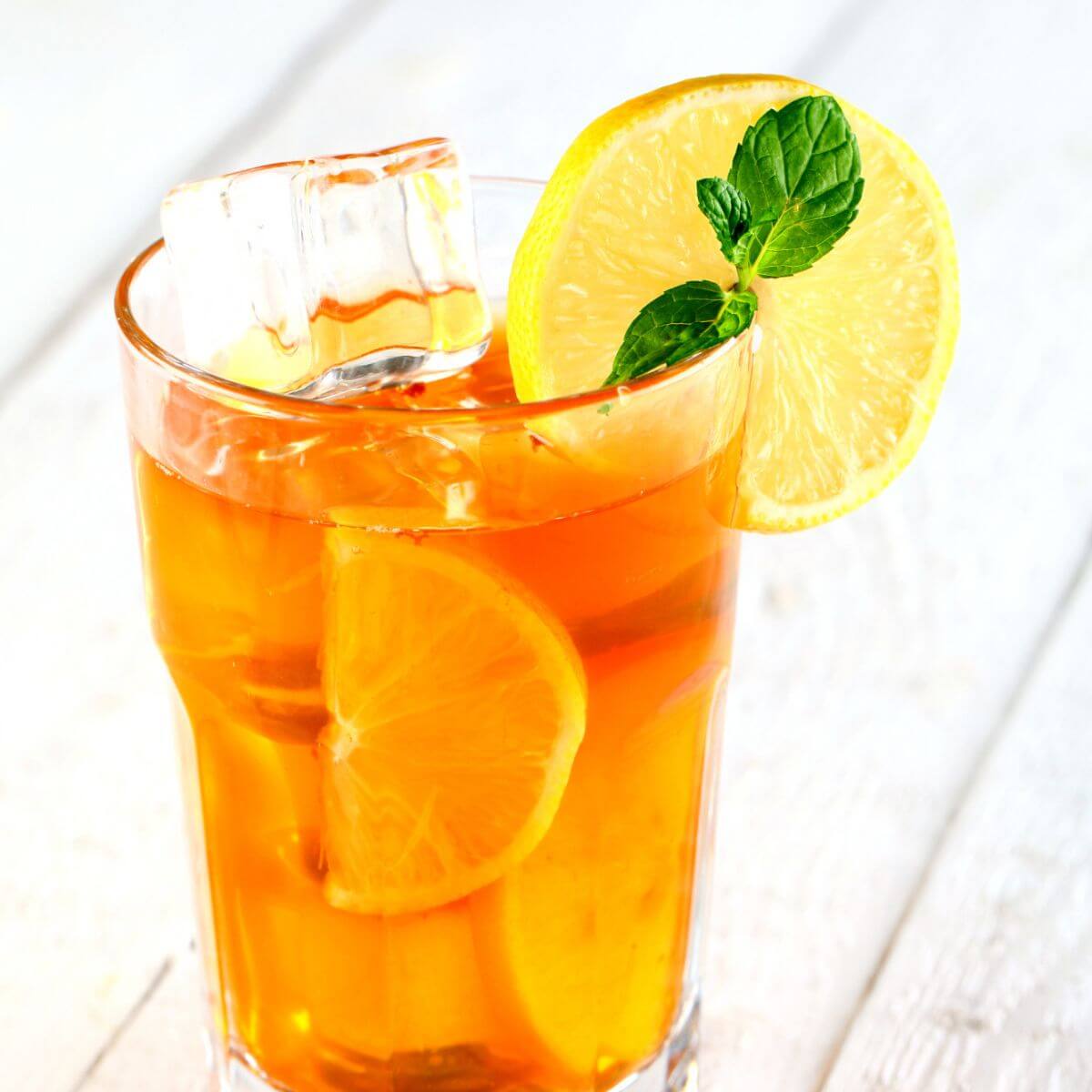 Minute Maid Tropical 24 Canettes 33cL Minute Maid Tropical 24 Canettes 33cL