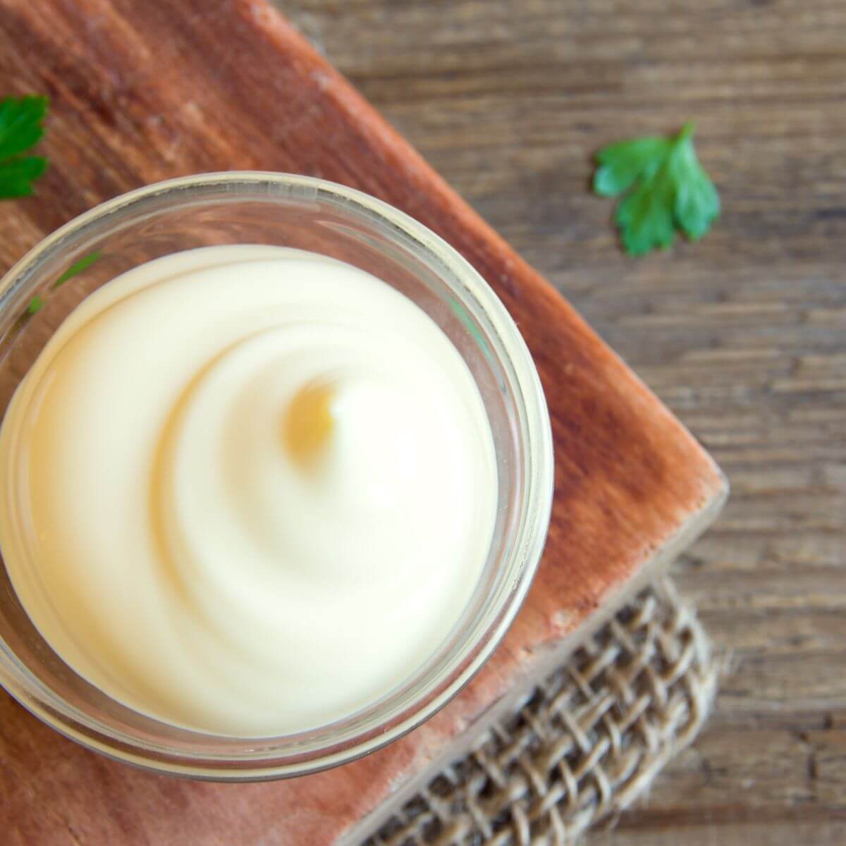 Les Maîtres Sauciers Sauce Mayonnaise - Bouteille 500mL Les Maîtres Sauciers Sauce Mayonnaise - Bouteille 500mL