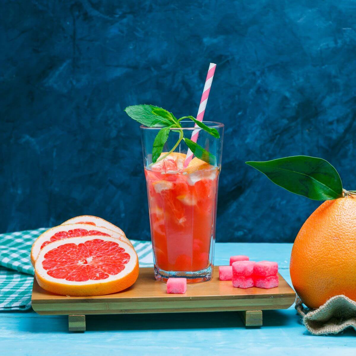 Fanta Pamplemousse 24 Canettes 33cL Fanta Pamplemousse 24 Canettes 33cL