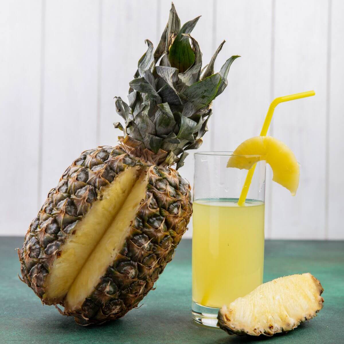 Freez Ananas – Coco 6 Bouteilles 275mL Freez Ananas – Coco 6 Bouteilles 275mL